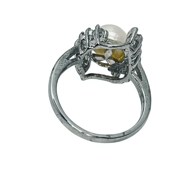 Silver Tone Statement Ring With Faux Pearl And Rhinestones Size 7 (R443) - Picture 6 of 6